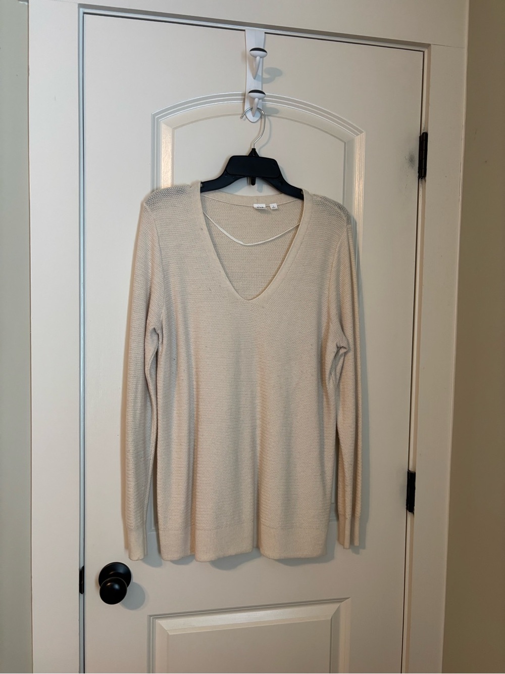 GAP Cream Textured V Neck Sweater